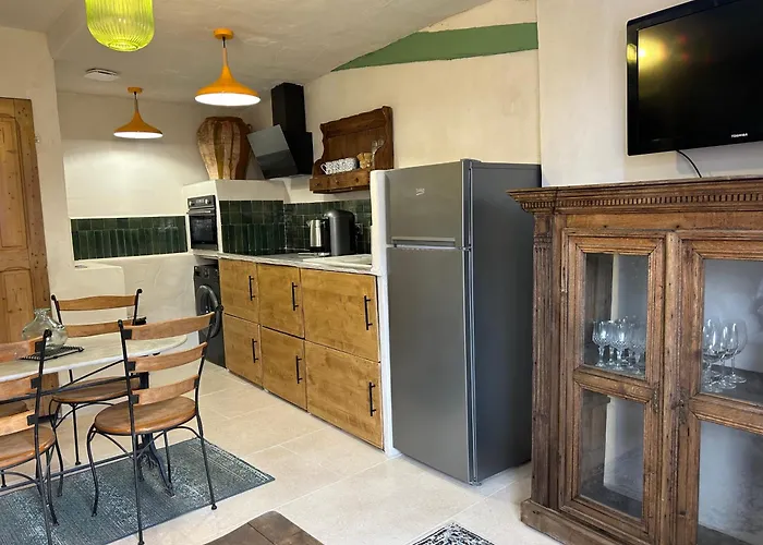 Appartement Lumineux Avignon Intra-Muros Au Calme