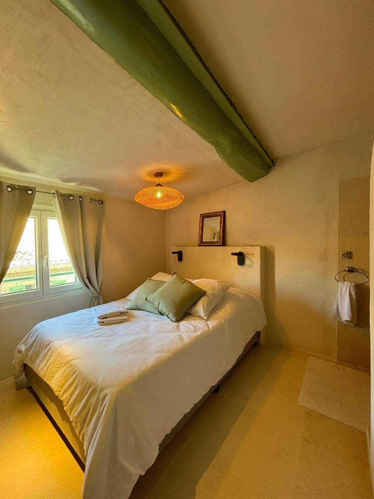 Appartement Lumineux Intra-muros Au Calme *