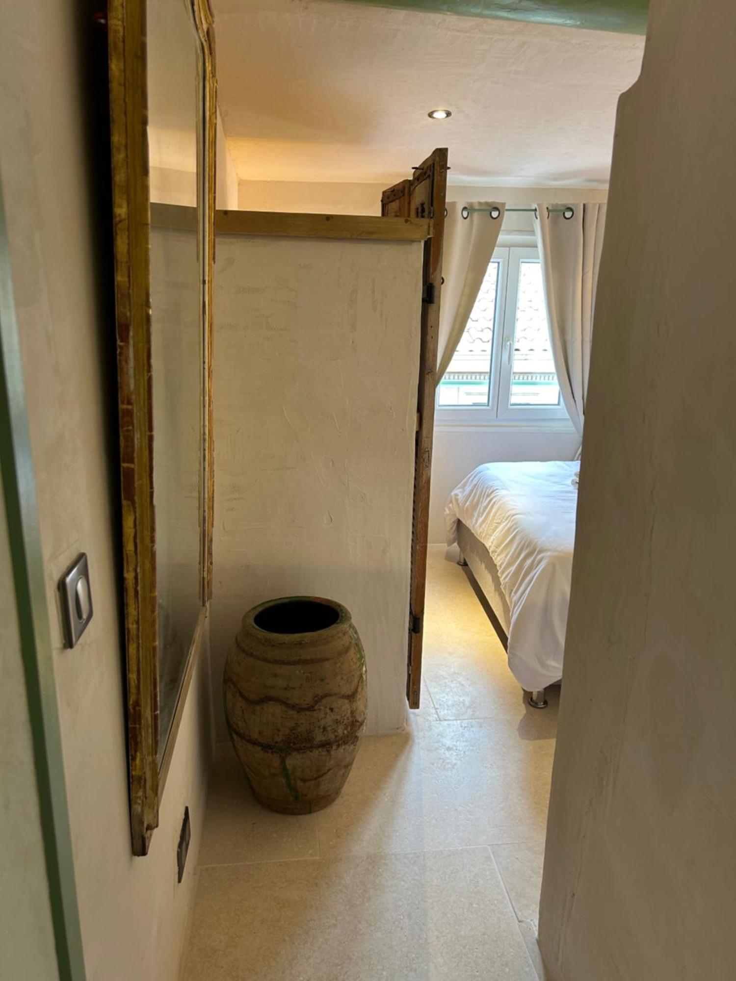 Apartment Lumineux Intra-muros Au Calme